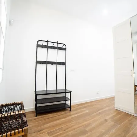 Encantador Apartamento Reformado En Tetuan By Bebalmy Madrid Exterior foto