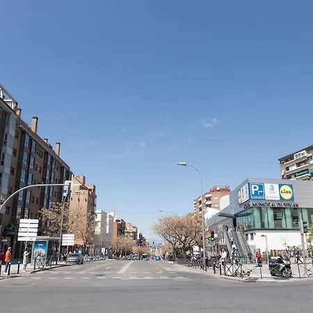 Encantador Apartamento Reformado En Tetuan By Bebalmy Madrid Exterior foto