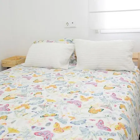 Encantador Apartamento Reformado En Tetuan By Bebalmy Madrid Exterior foto