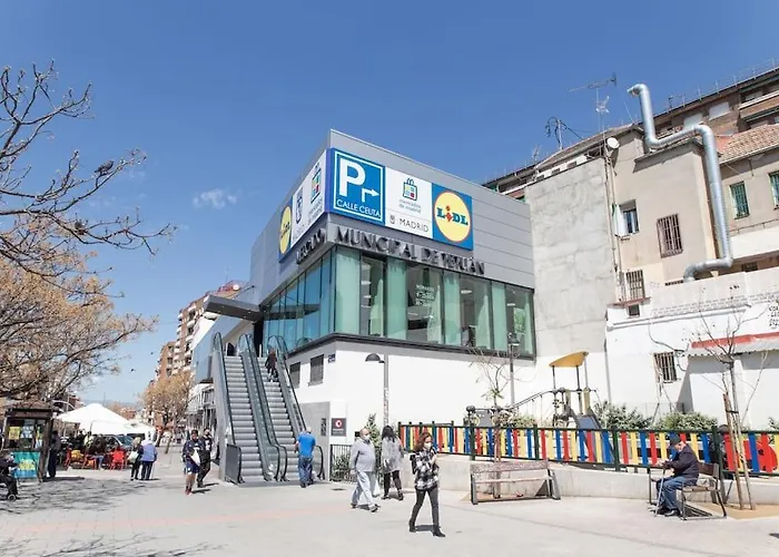Encantador Apartamento Reformado En Tetuan By Bebalmy